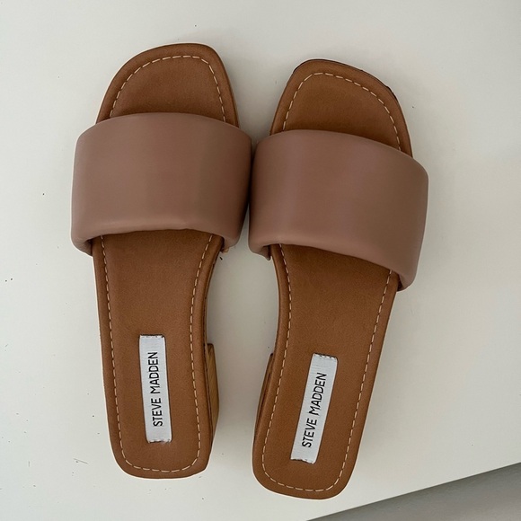 Steve Madden Belong Sandal - Picture 2 of 7